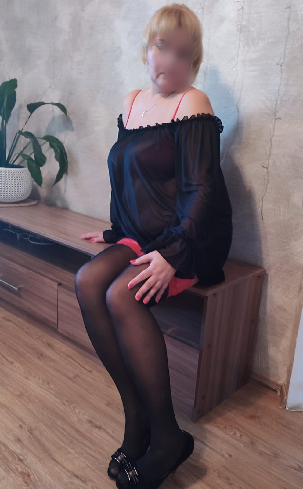 Шлюха массаж Relax - Anna спортивная сделает профессионально куннилингус и позовет в гости