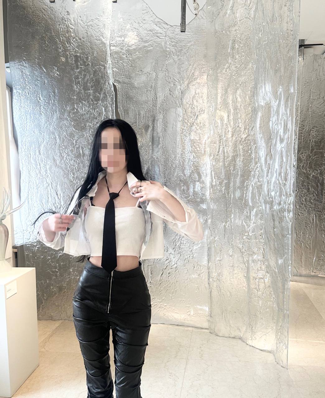 Девочка Стейси с 2 размером груди подарит минет без резинки и пригласит к себе