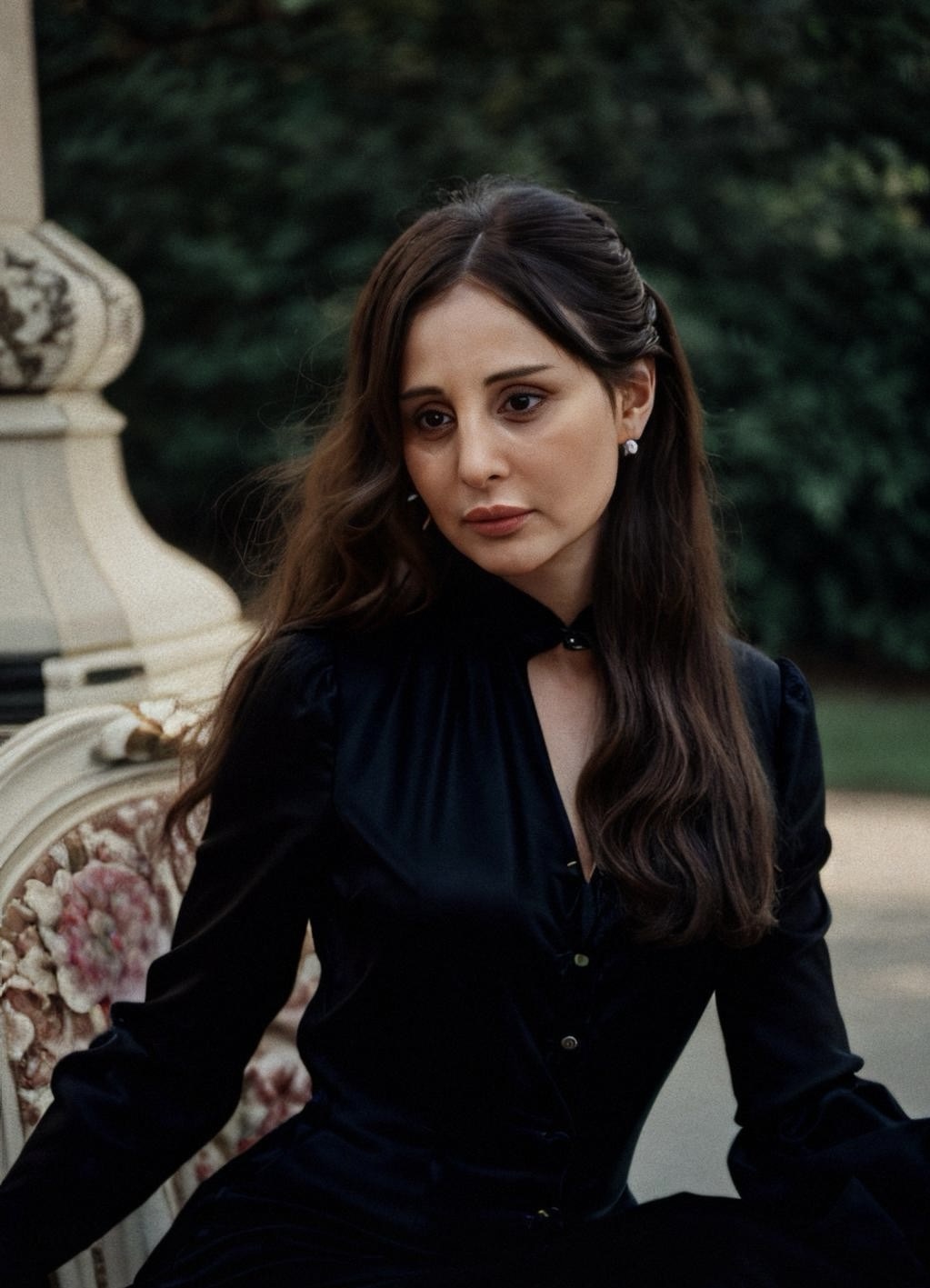 Проститутка imini с 3 размером груди подарит классический секс и позовет в гости