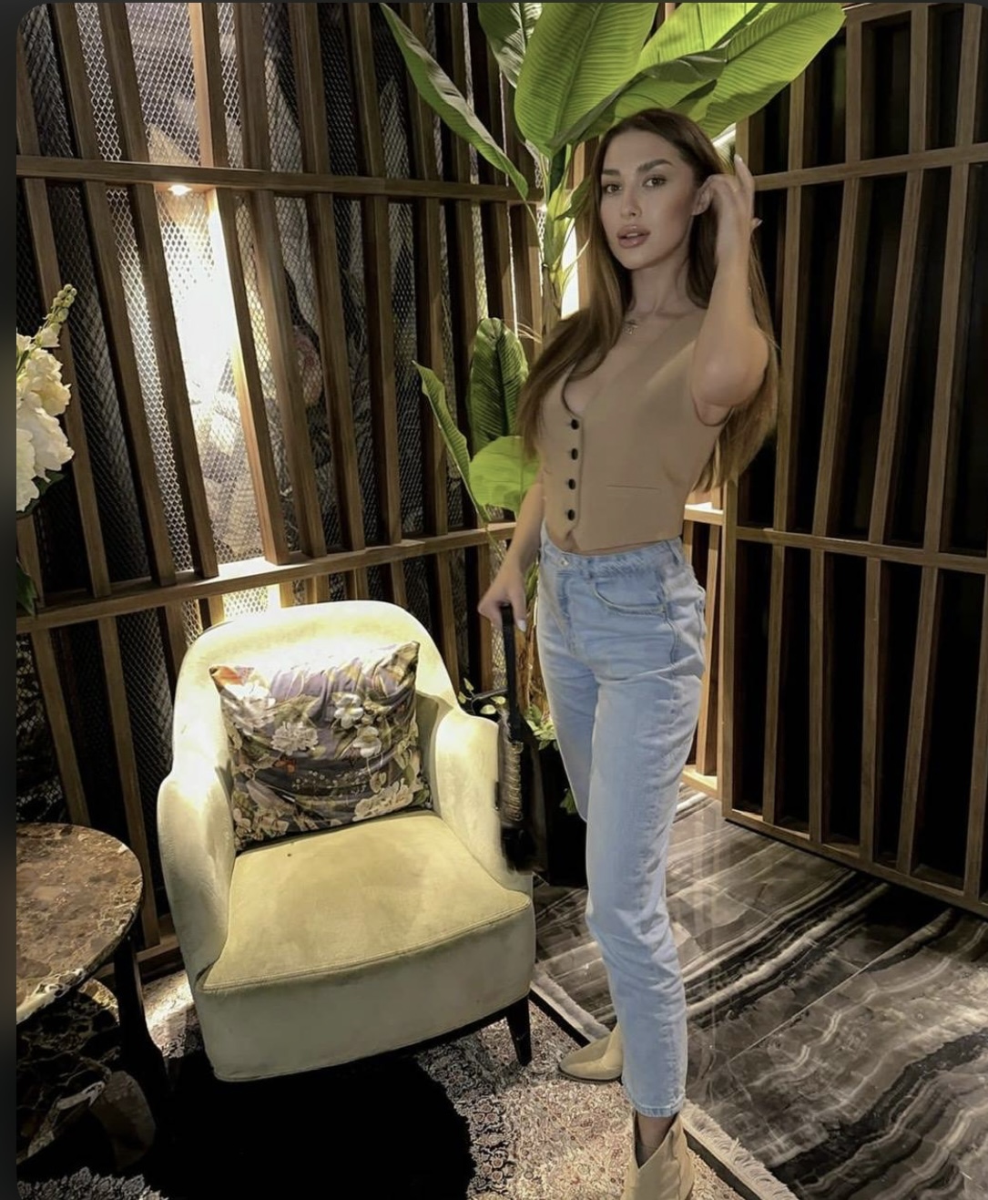 Проститутка Вера стройная сделает с удовольствием анилингус и пригласит к себе в Район - Юго-Запад