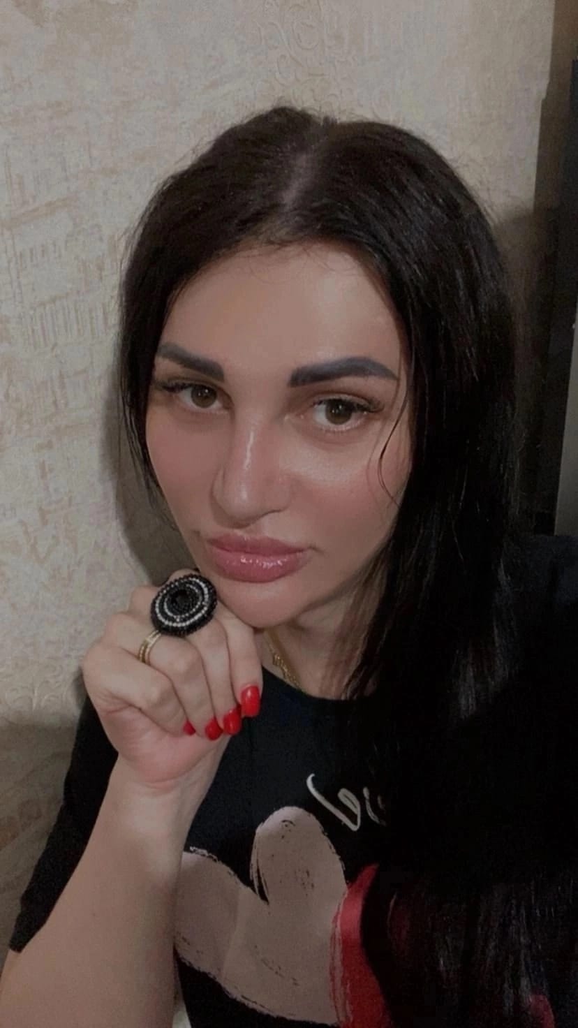 Путана Мари с 3 размером груди сделает нежно игрушки и позовет в гости