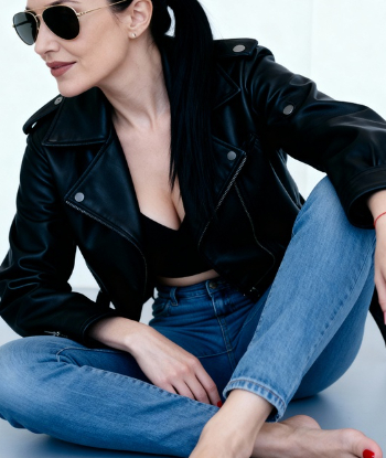 Эскорт Ксюша есть допы 25 лет сделает нежно анальный секс и примет у себя в Район - Юго-Запад