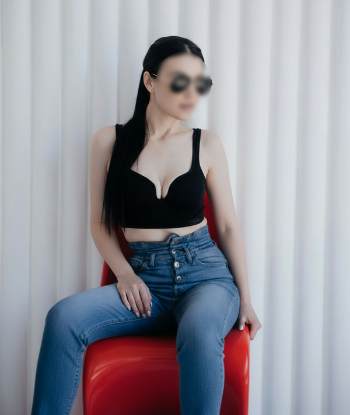 Массажистка Ксюша стройная подарит классический секс и примет у себя