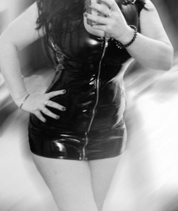 Девочка МАША БЕЗ ПРЕДОПЛАТ с 3 размером груди сделает качественно куннилингус и примет у себя