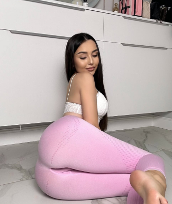 Массажистка КАТЕРИНА стройная сделает профессионально классический секс и пригласит к себе в Район - Центр