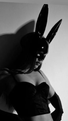 Индивидуалка Подкину работку с 2 размером груди сделает качественно  и примет у себя в Любой район