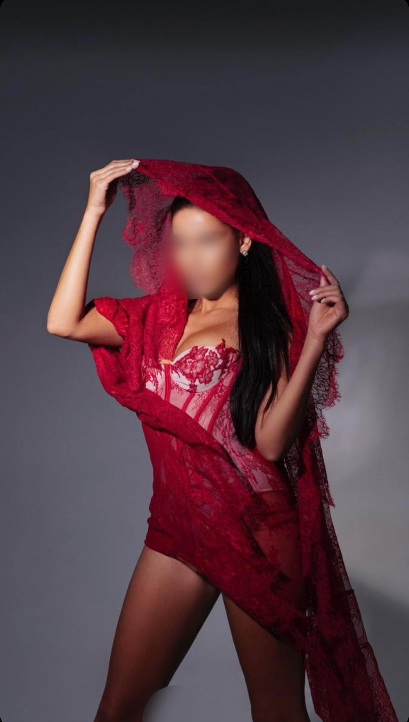 Шатенка Ангелина 27 лет сделает нежно минет глубокий и примет у себя