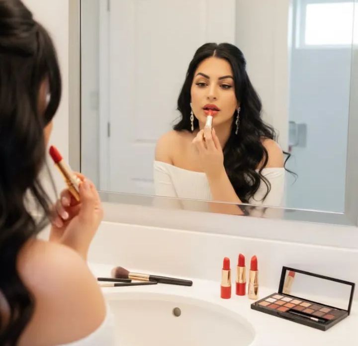 Девушка по вызову Диана 32 лет сделает нежно госпожа и пригласит к себе в Любой район