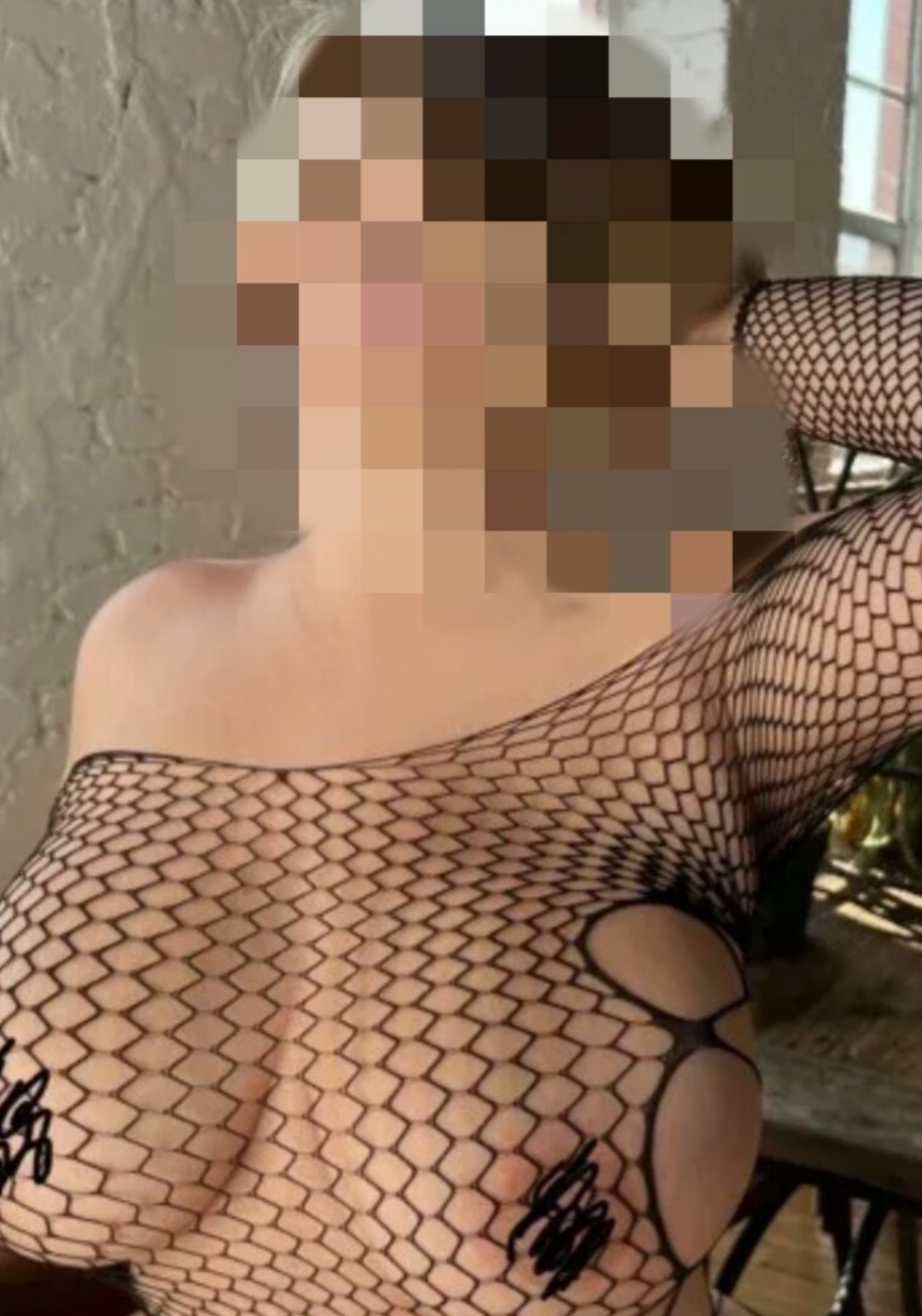 Проститутка Марина стройная сделает нежно расслабляющий массаж и позовет в гости в Район - Юго-Запад